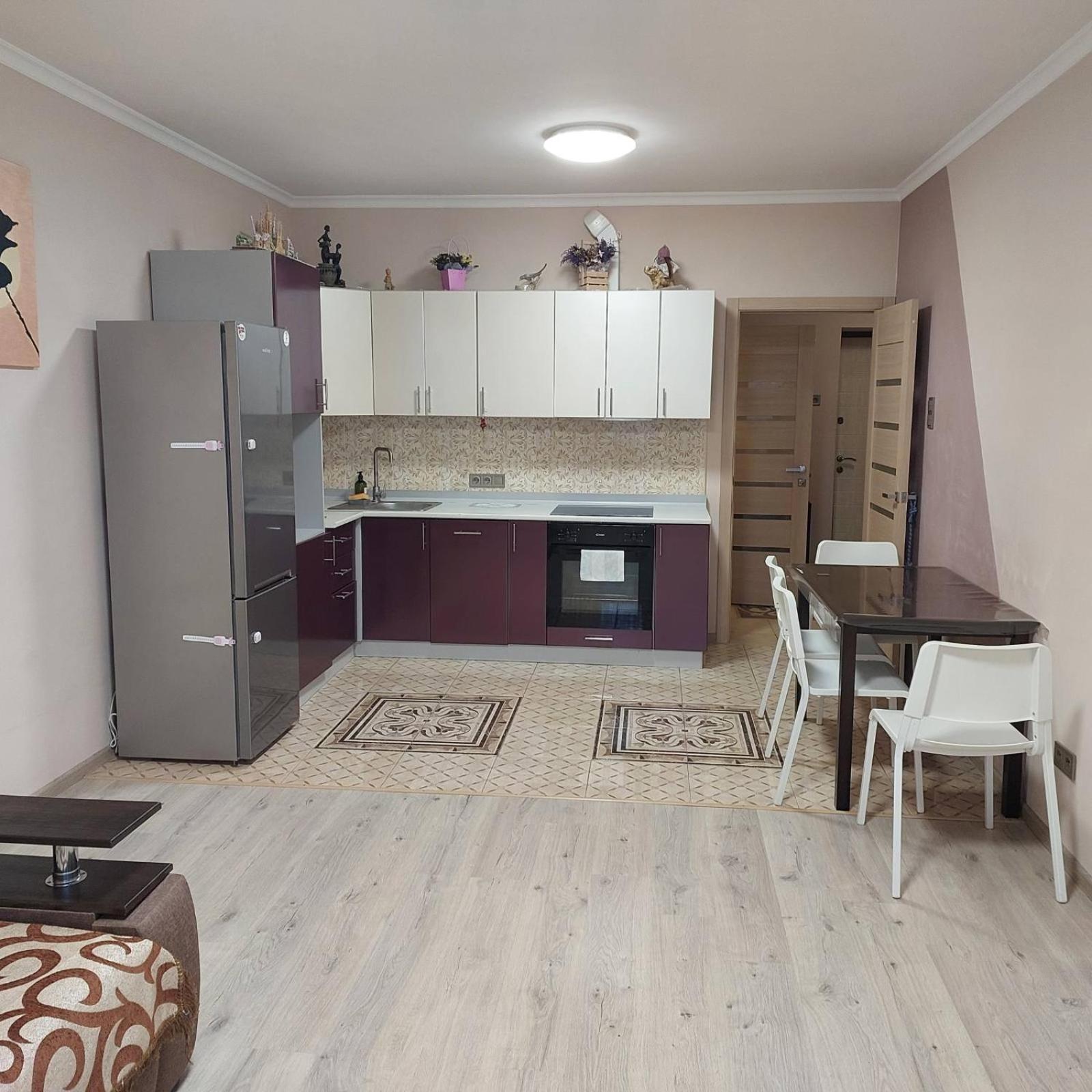 Теремки Kiev Bagian luar foto